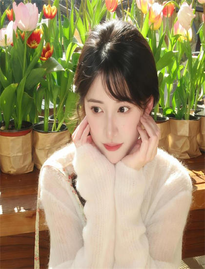 《闷绝闷絶どんでん返し》悬念设置里程碑式的：叙事技巧与观众心理